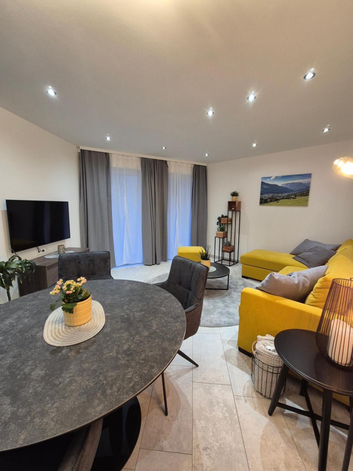 Freiraum 9 Living Apartment St. Johann im Pongau Exterior foto